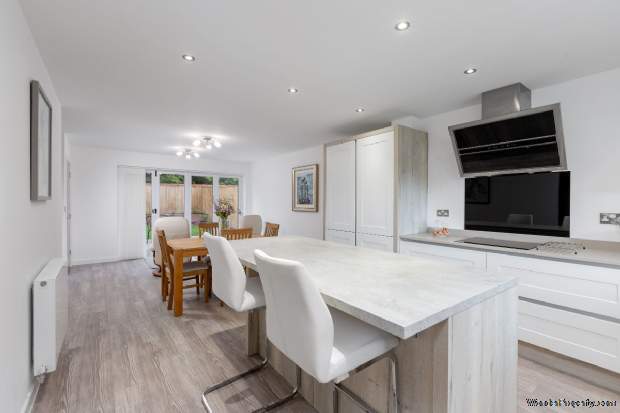Additional Property Image 5 bedroom Detached for sale in Darlington 4