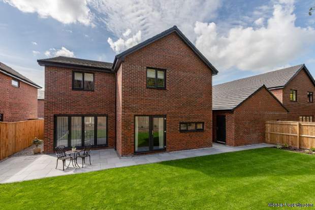 Additional Property Image 5 bedroom Detached for sale in Darlington 14