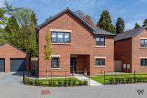 5 bedroom Detached for sale in Darlington