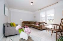 4 bedroom Town House to rent in Oxford