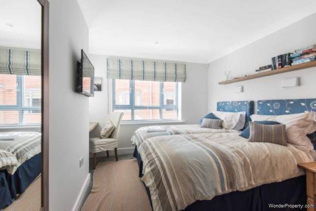 Additional Property Image 3 bedroom Flat for sale in Oxford 8