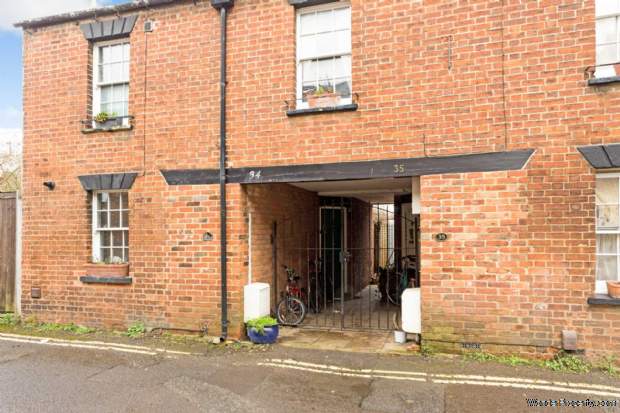 Additional Property Image 2 bedroom Semi Detached for sale in Oxford 10