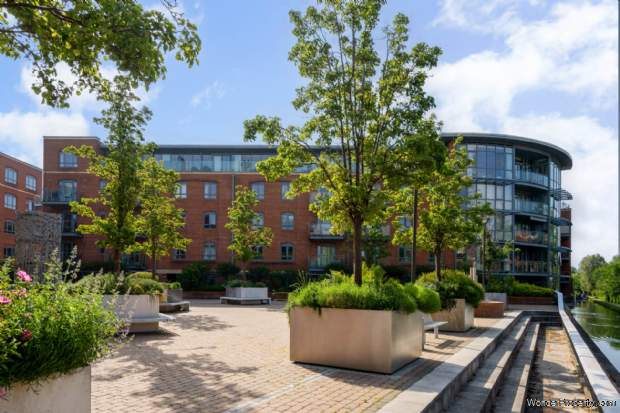 2 bedroom Flat for sale in Oxford