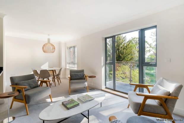 Additional Property Image 2 bedroom Flat for sale in Oxford 18