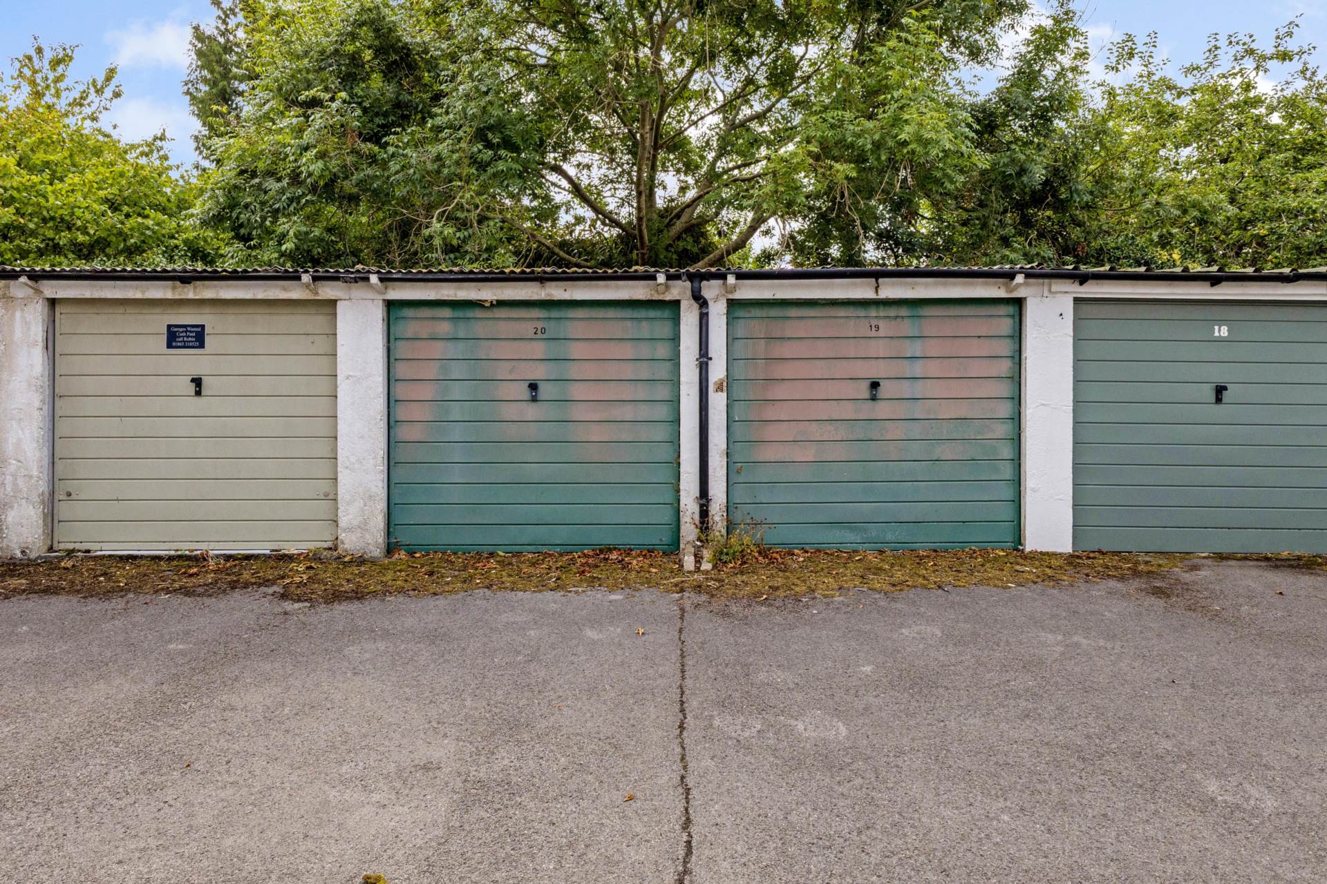 Additional Property Image 0 bedroom Garages for sale in Oxford 5