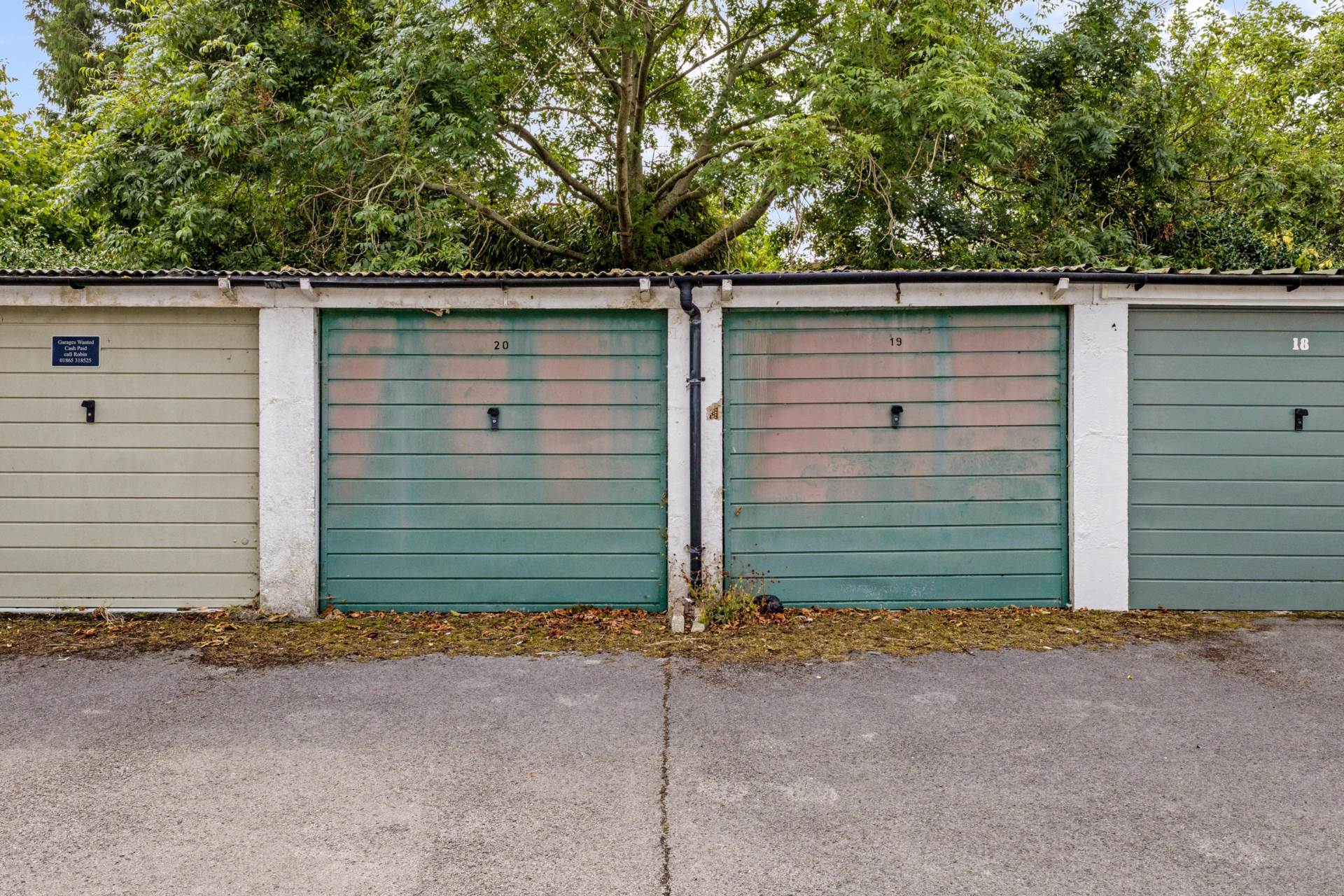 Additional Property Image 0 bedroom Garages for sale in Oxford 7