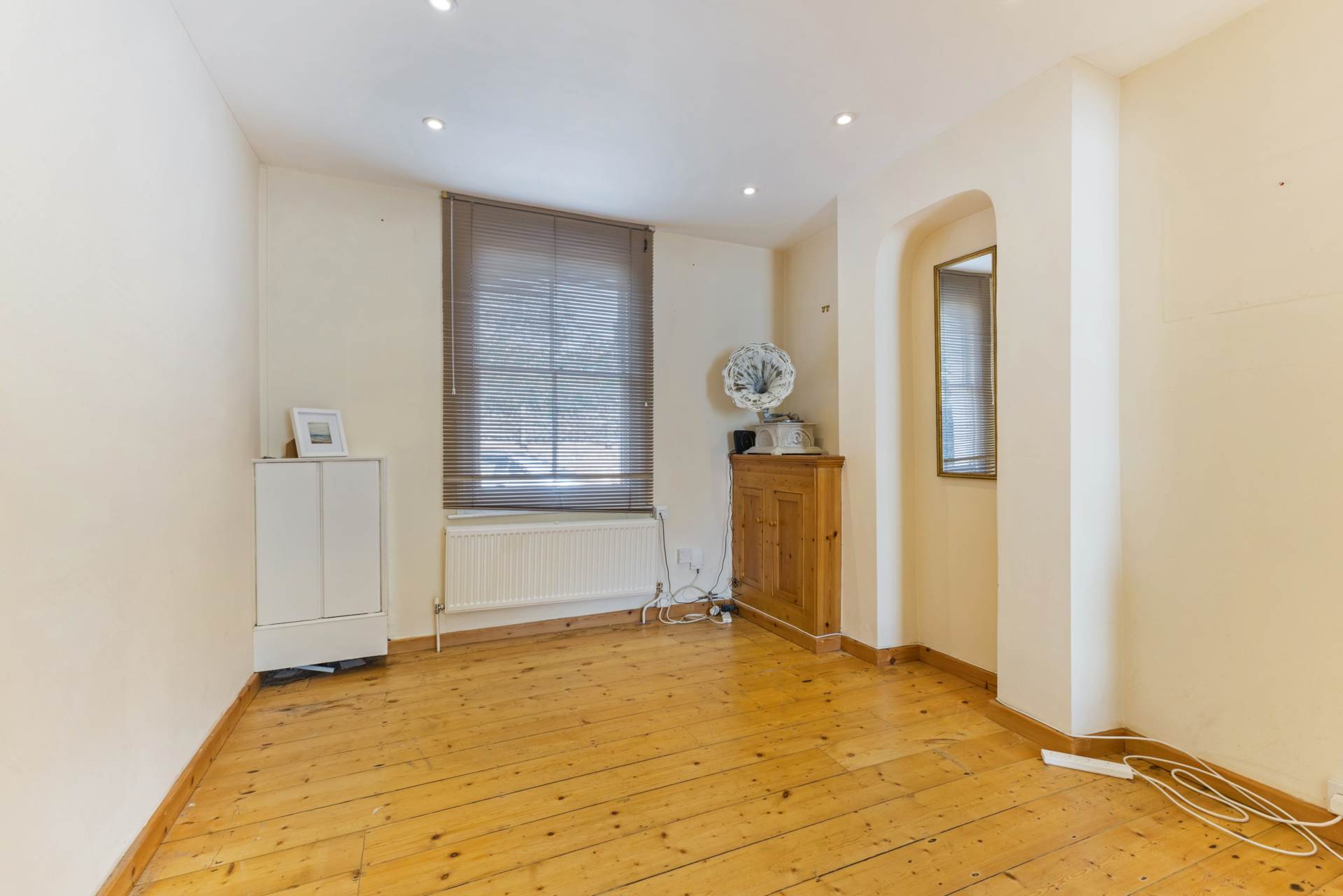 Additional Property Image 2 bedroom End of Terrace for sale in Oxford 11