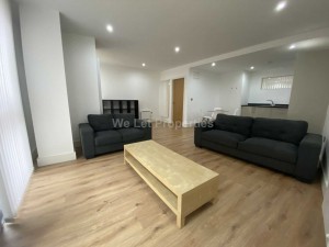 3 bedroom Apartment to rent in Manchester