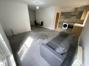 3 bedroom Apartment to rent in Salford
