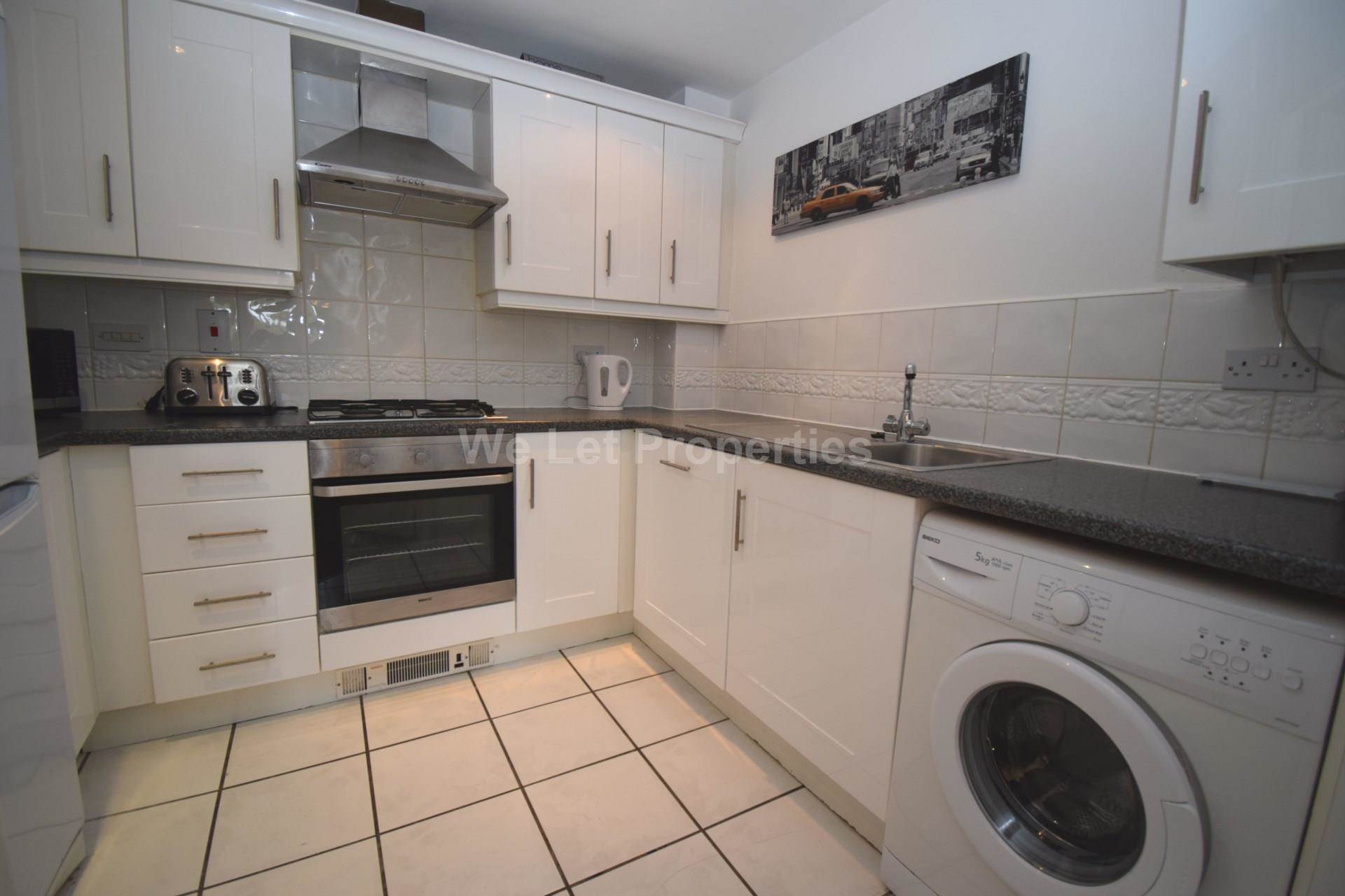 Additional Property Image 2 bedroom Apartment to rent in Salford 3