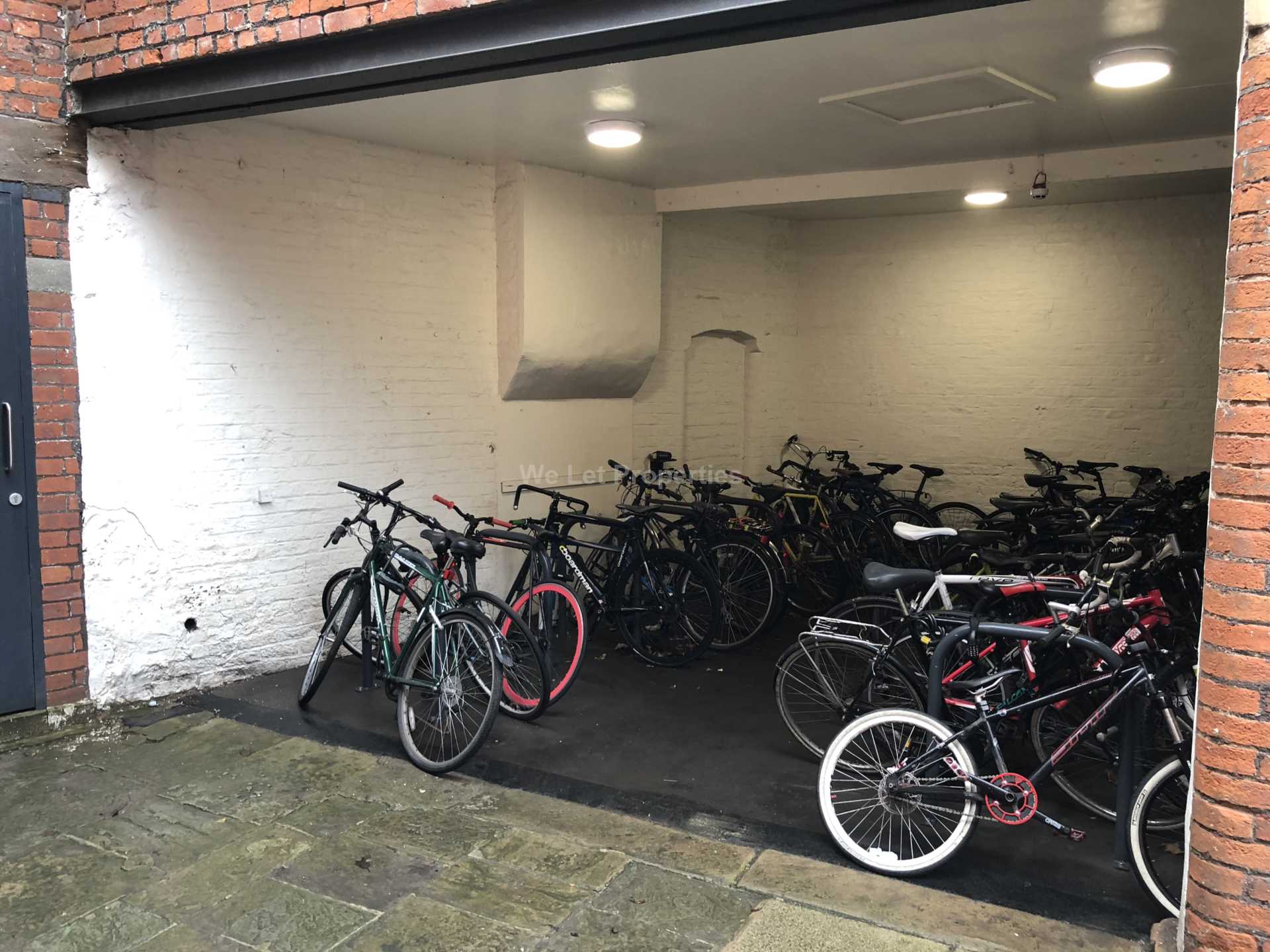 Additional Property Image 2 bedroom Apartment to rent in Manchester 10