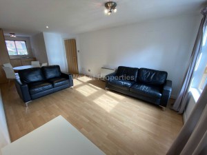 2 bedroom Apartment to rent in Manchester