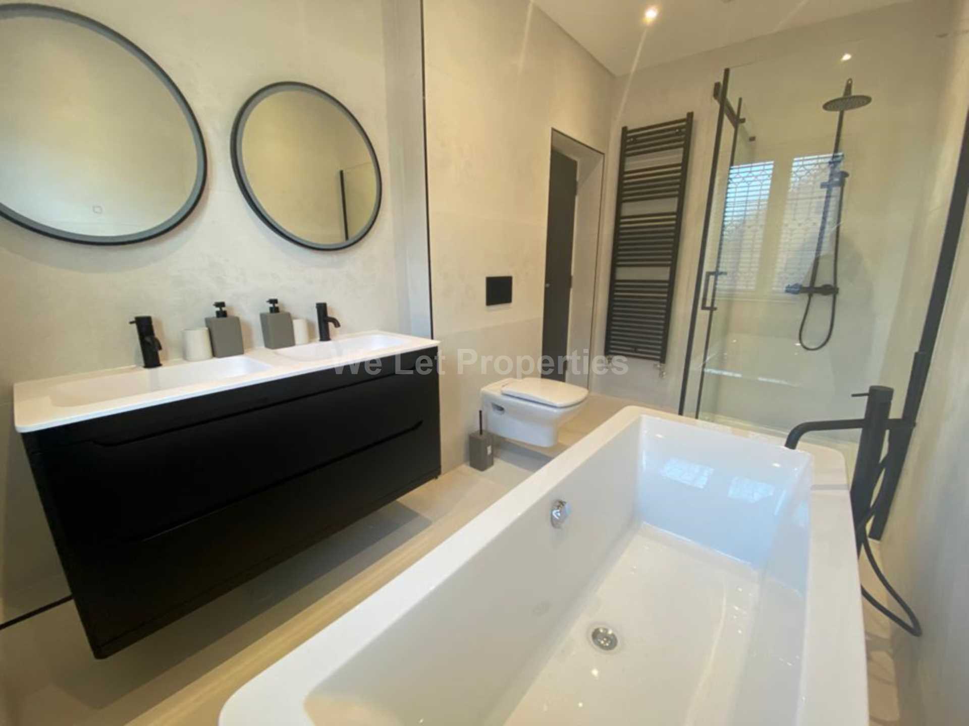 Additional Property Image 7 bedroom Detached to rent in Stockport 17