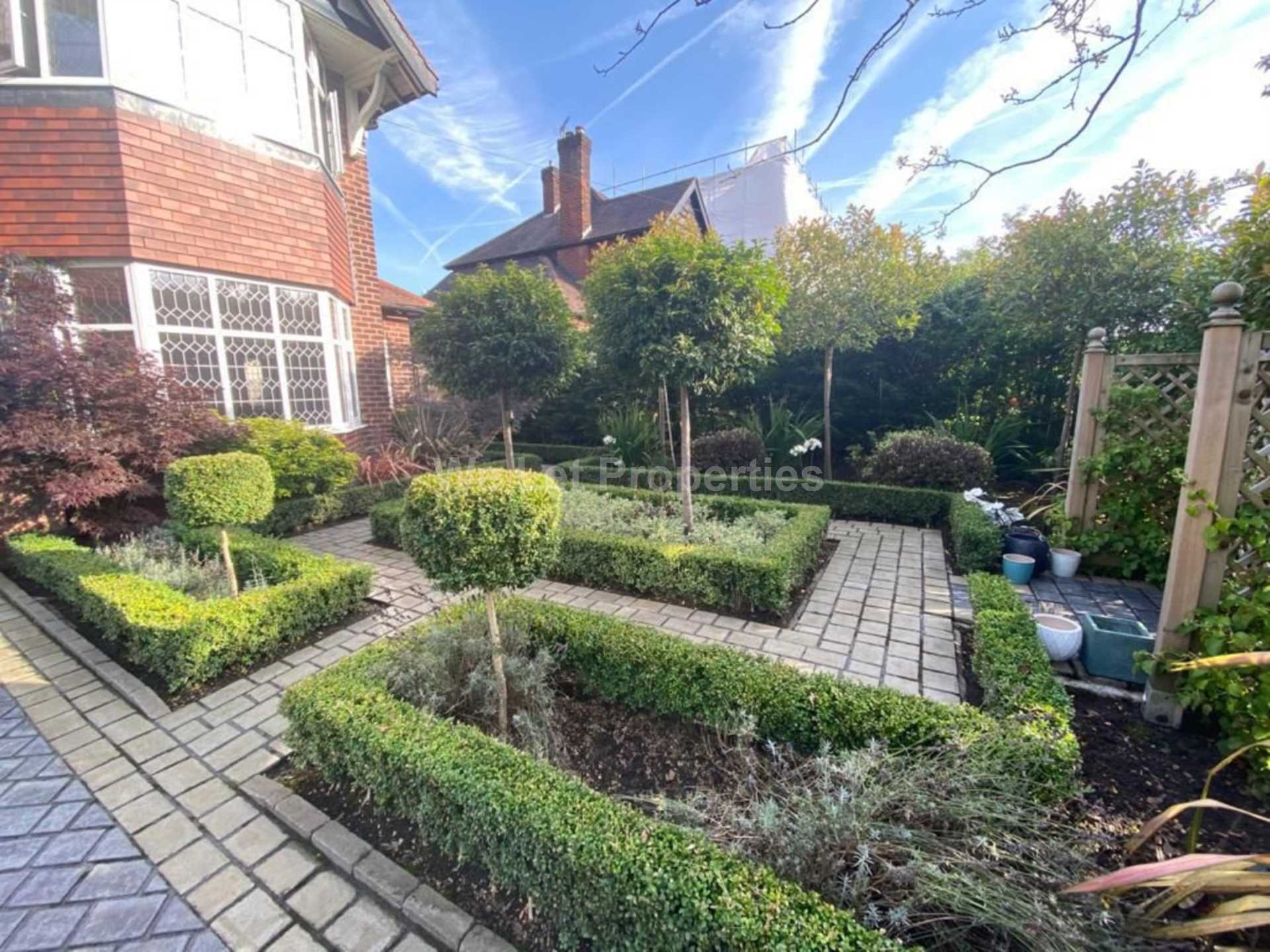 Additional Property Image 7 bedroom Detached to rent in Stockport 32
