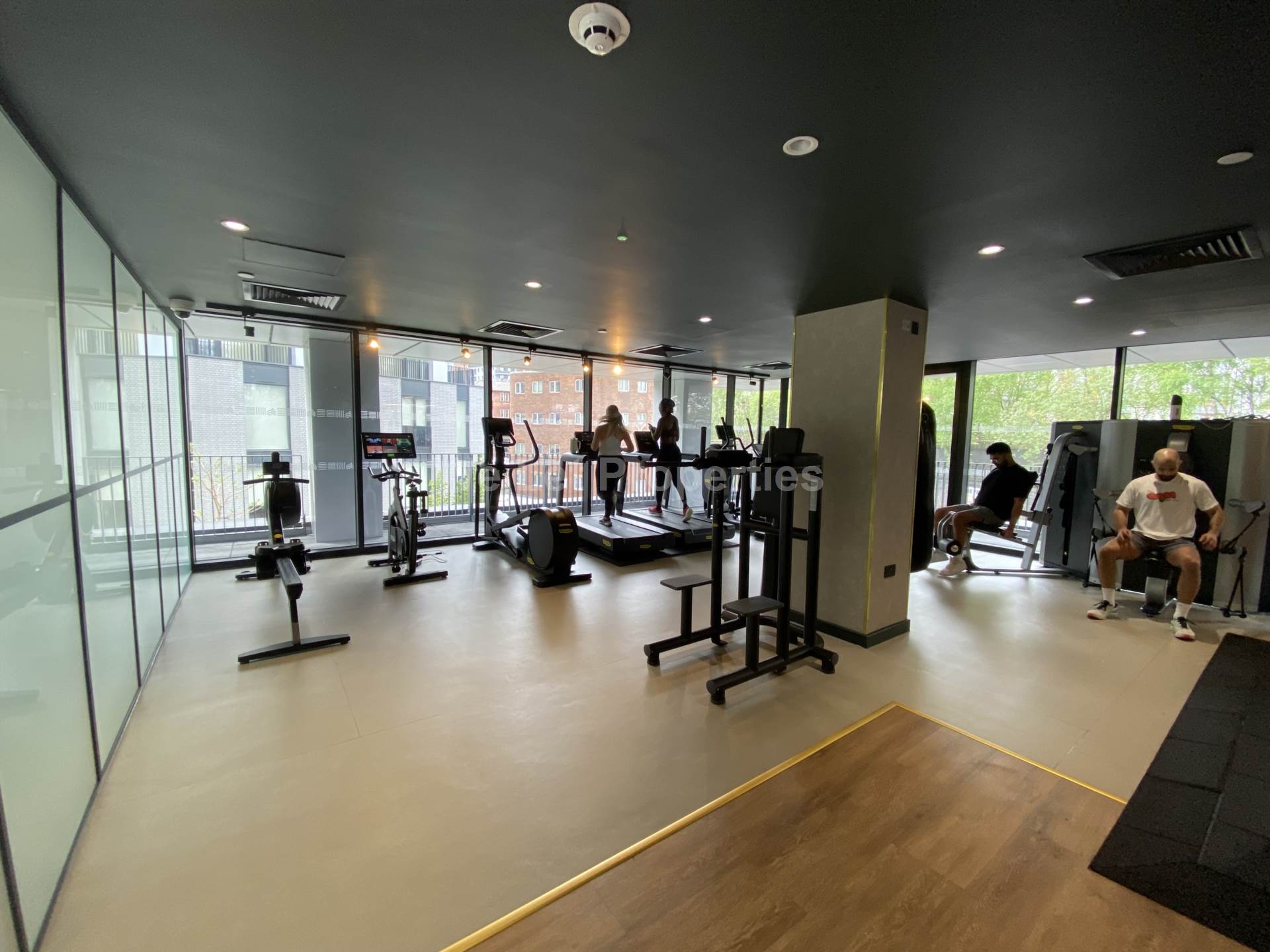 Additional Property Image 3 bedroom Apartment to rent in Manchester 13