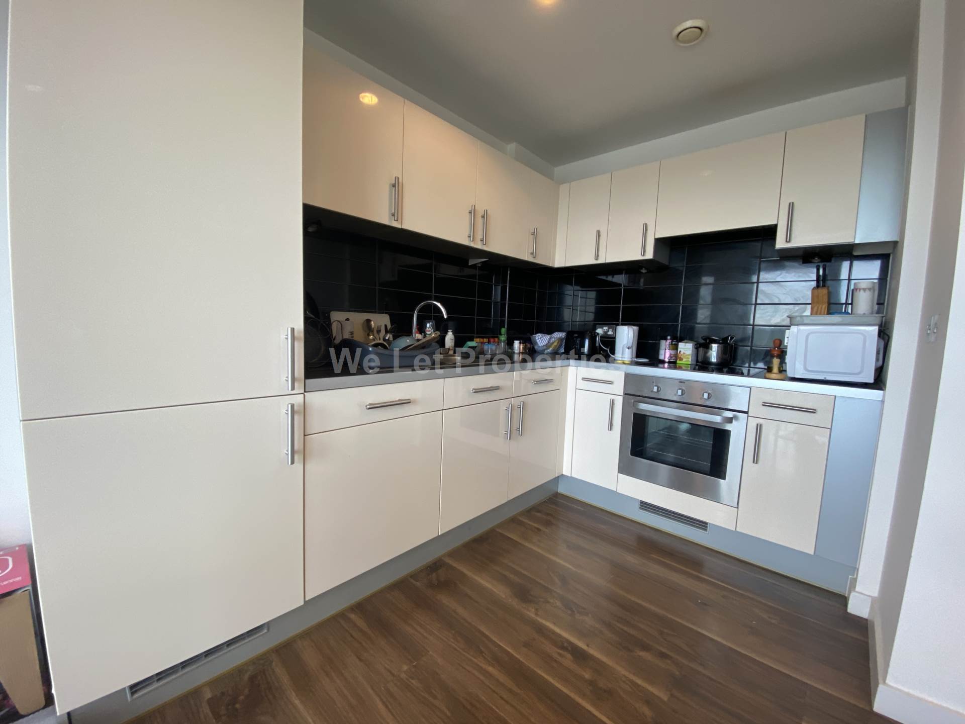 Additional Property Image 2 bedroom Apartment to rent in Salford 4