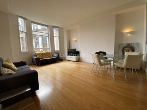 2 bedroom Apartment to rent in Manchester