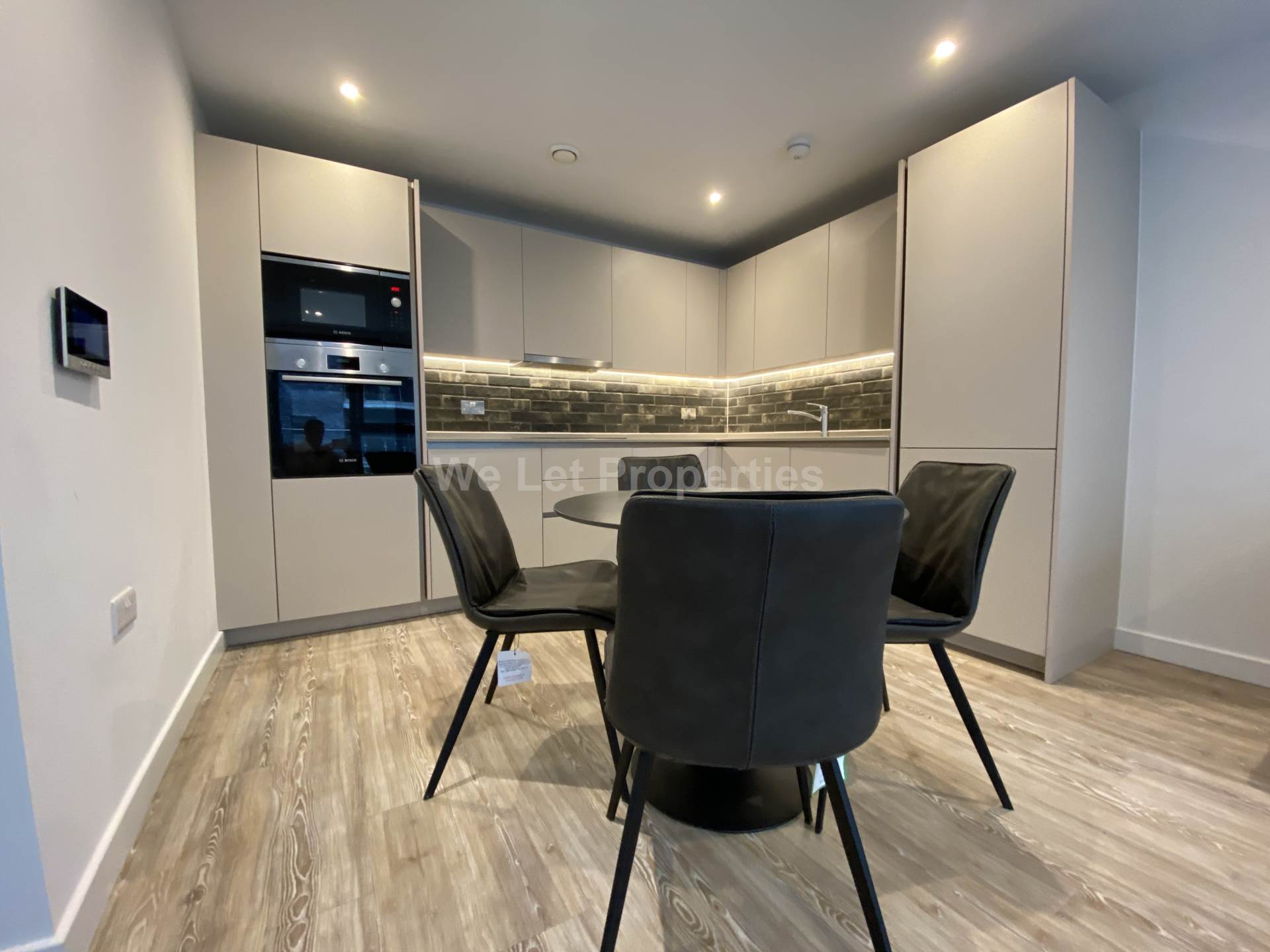 Additional Property Image 2 bedroom Apartment to rent in Manchester 4