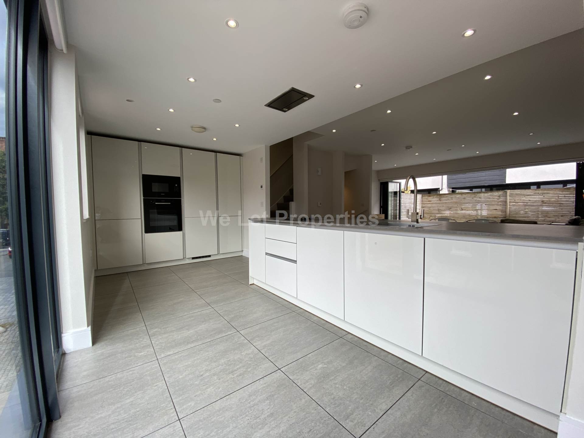 Additional Property Image 4 bedroom Apartment to rent in Manchester 8