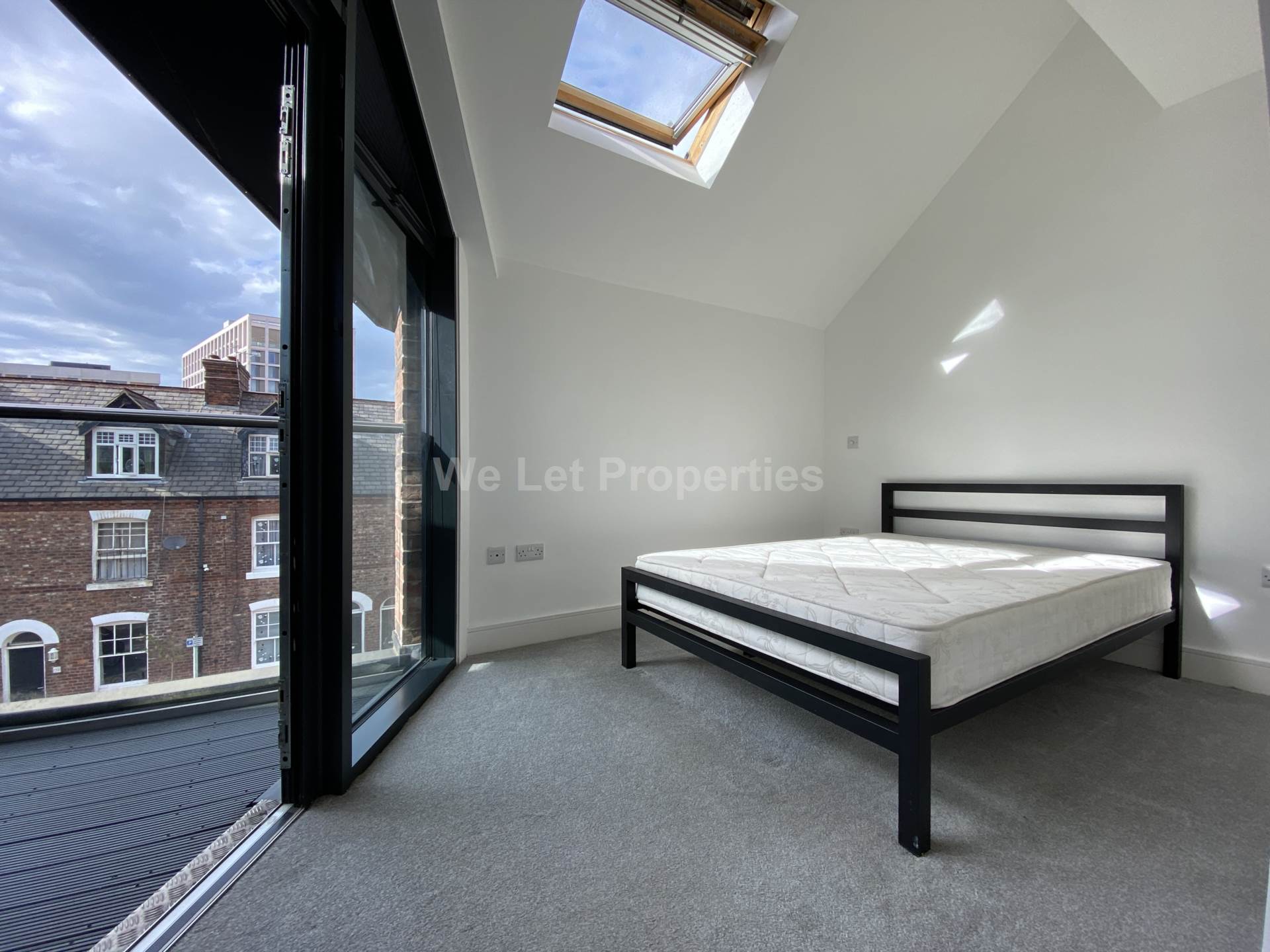 Additional Property Image 4 bedroom Apartment to rent in Manchester 13