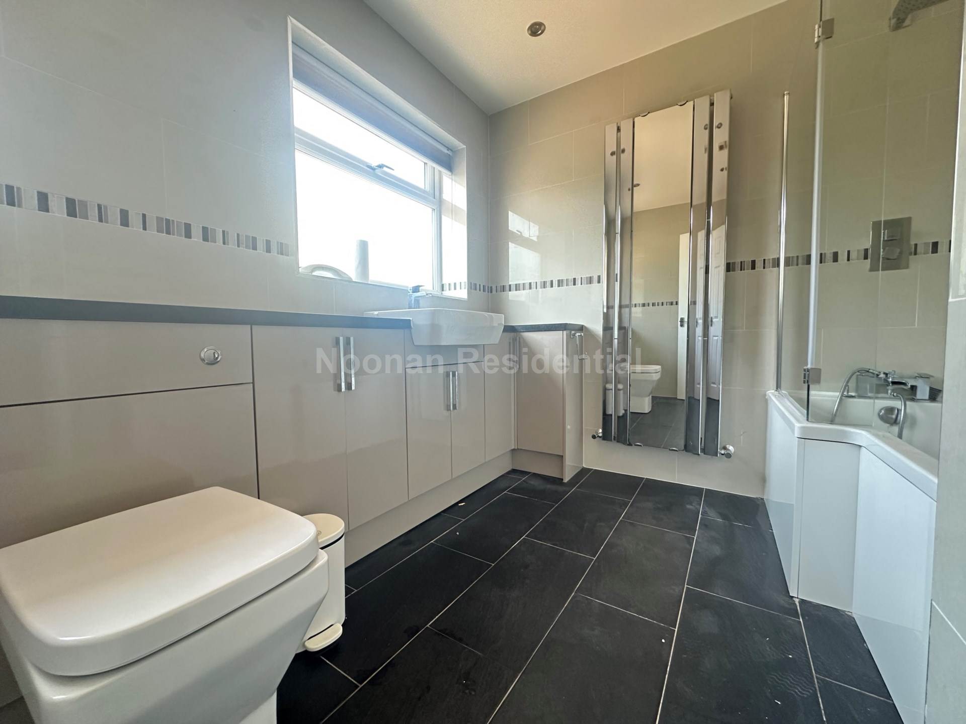 Additional Property Image 2 bedroom Detached Bungalow to rent in St Neots 10