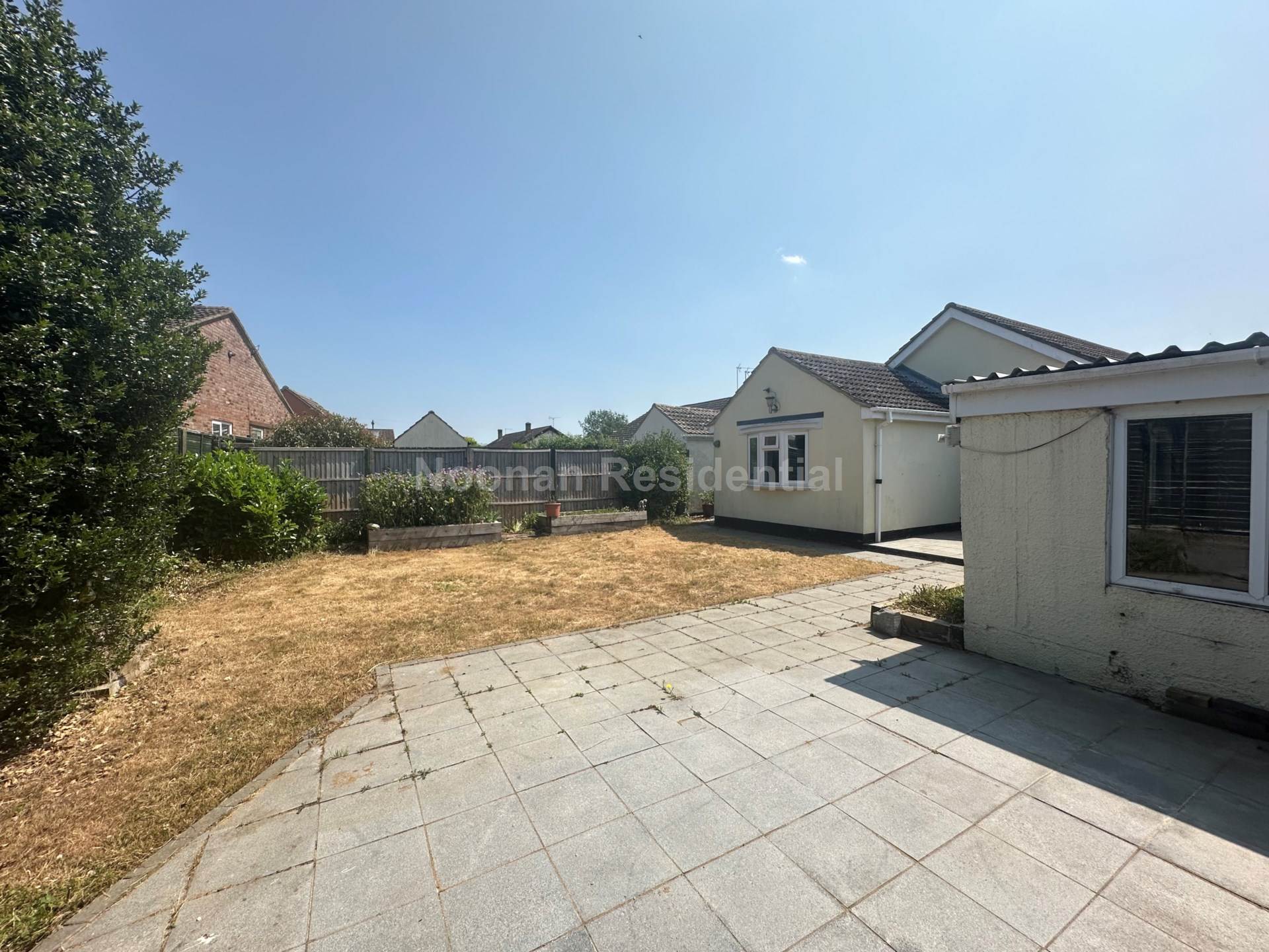 Additional Property Image 2 bedroom Detached Bungalow to rent in St Neots 14