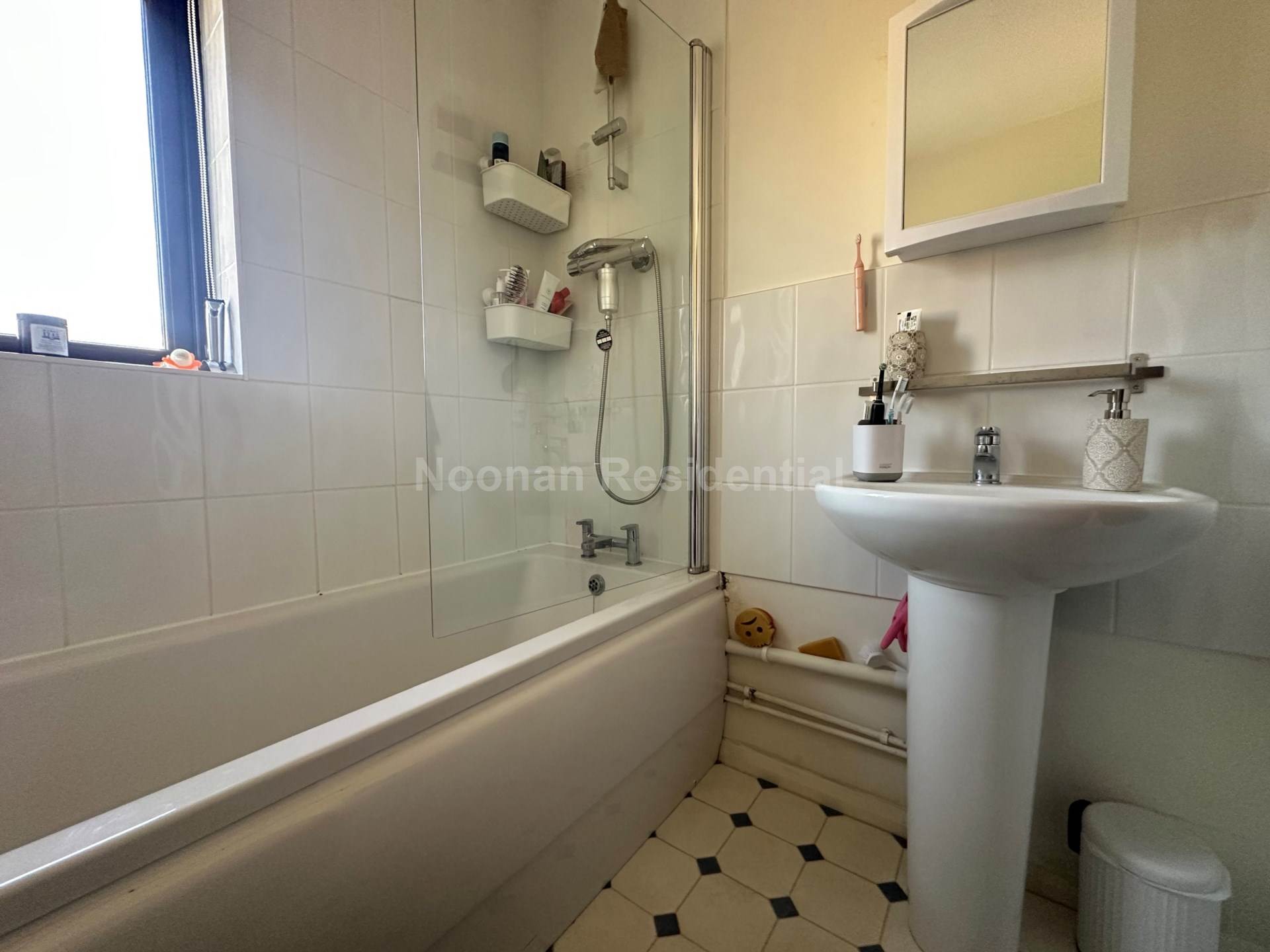Additional Property Image 1 bedroom Cluster House to rent in St Neots 9