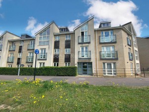 2 bedroom Apartment to rent in St Neots