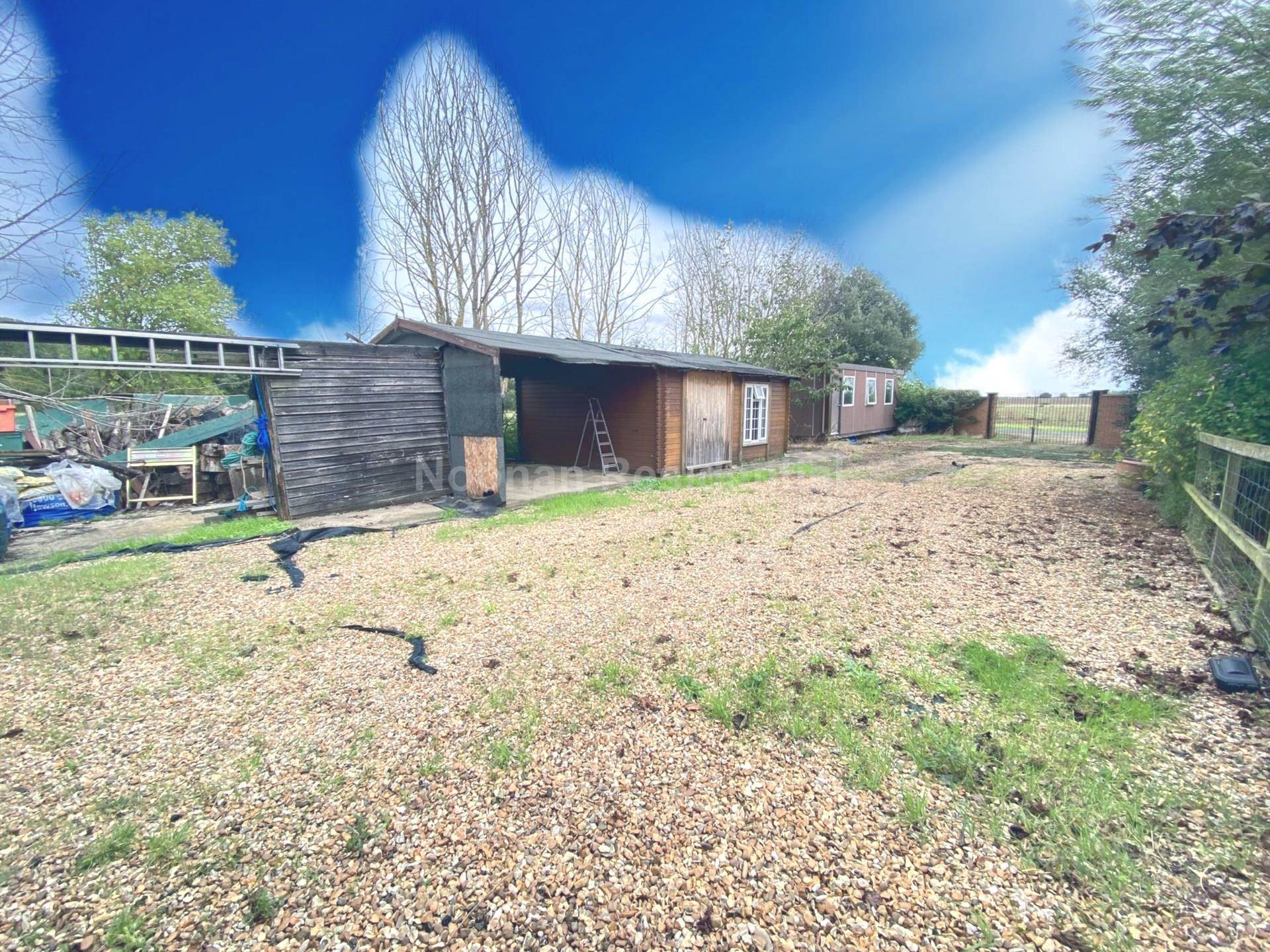 Additional Property Image 4 bedroom Detached to rent in Huntingdon 13