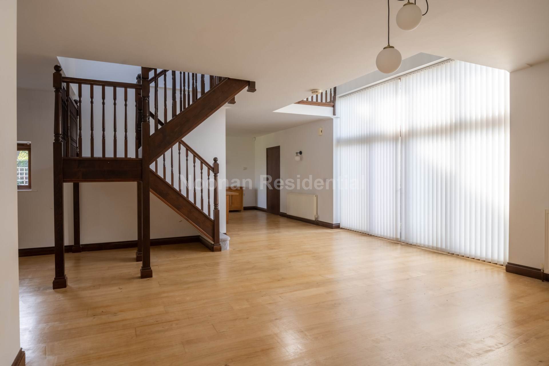 Additional Property Image 5 bedroom Link Detached House for sale in Bedford 4