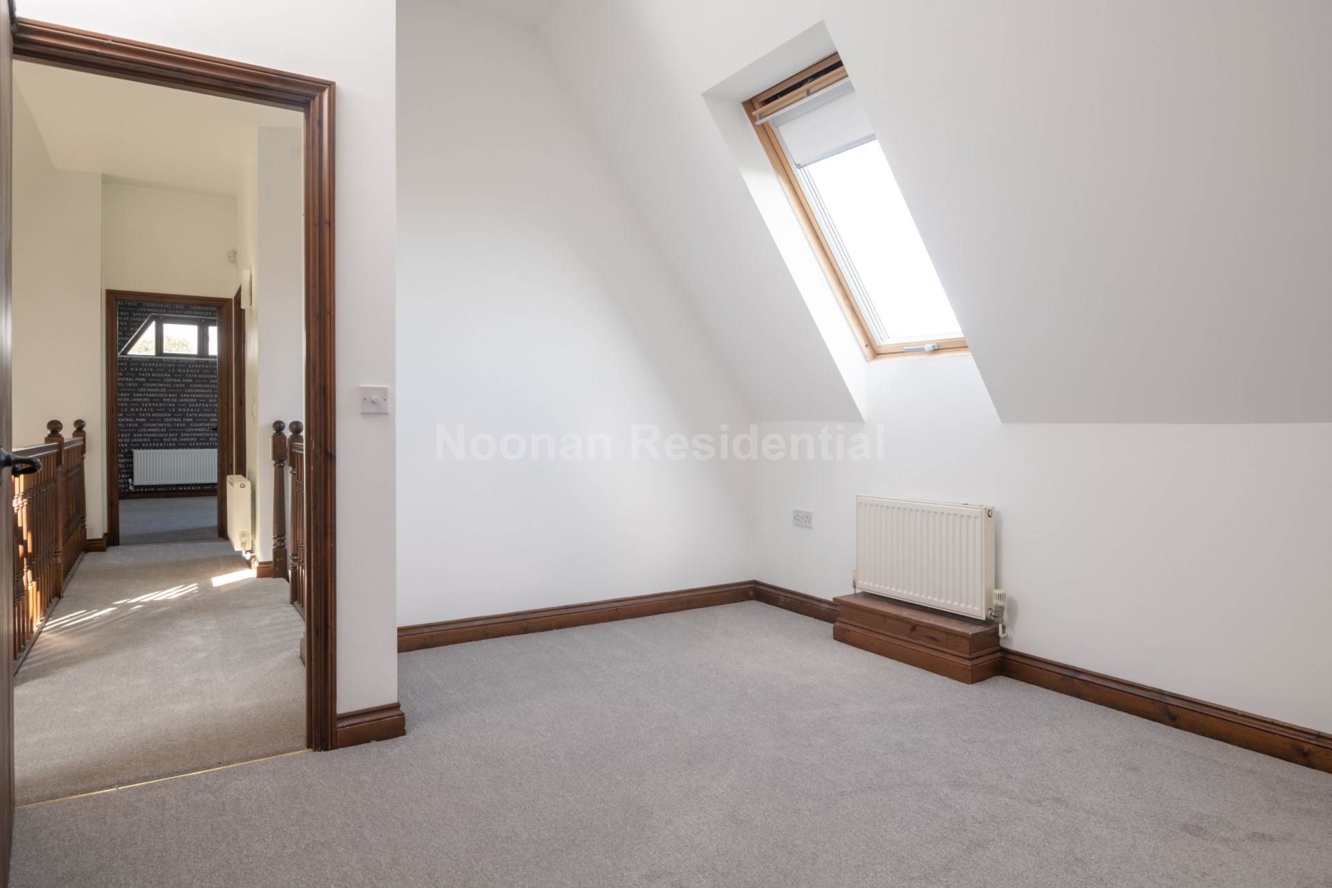 Additional Property Image 5 bedroom Link Detached House for sale in Bedford 12