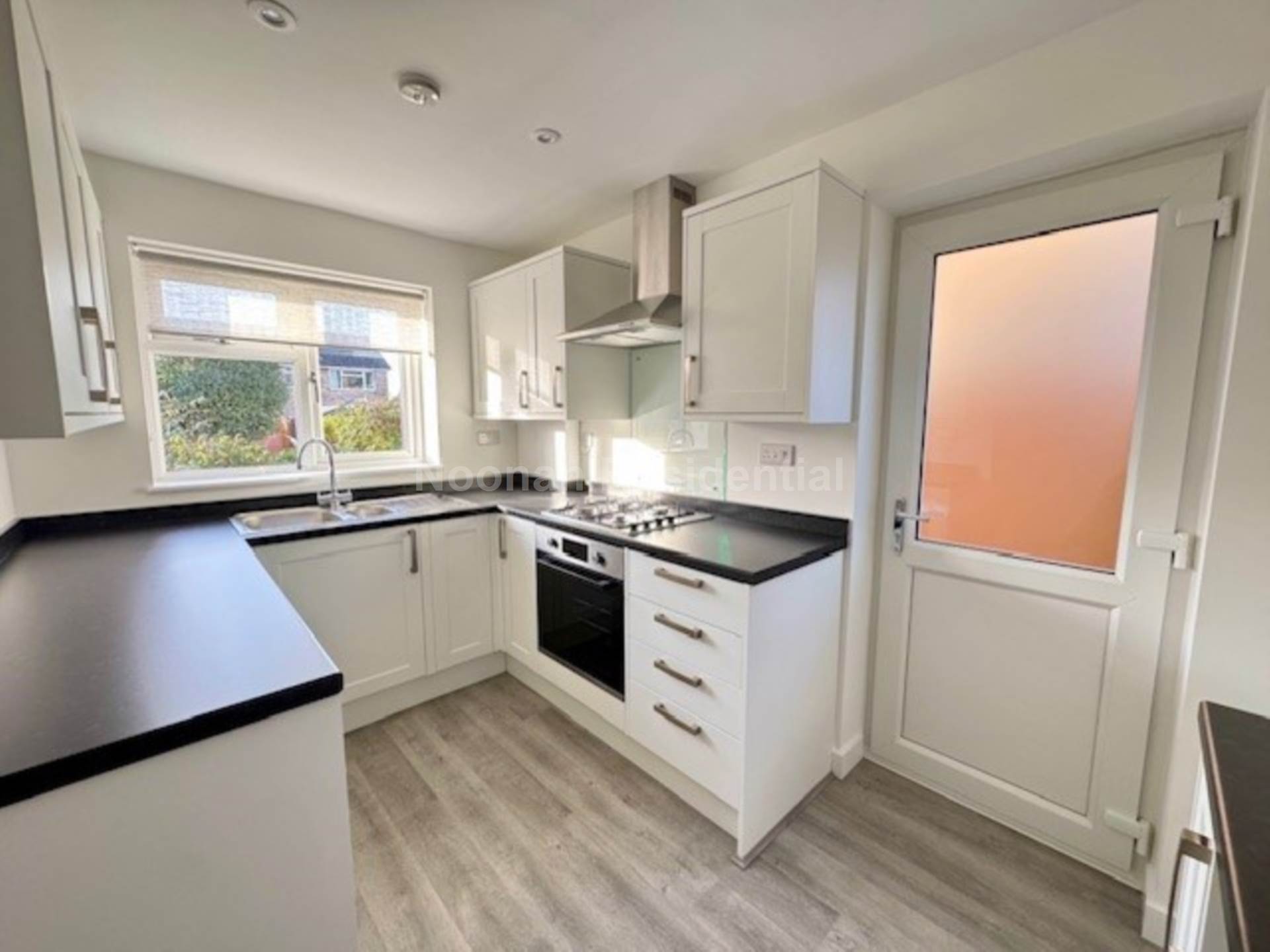 Additional Property Image 2 bedroom Bungalow to rent in St Ives 4