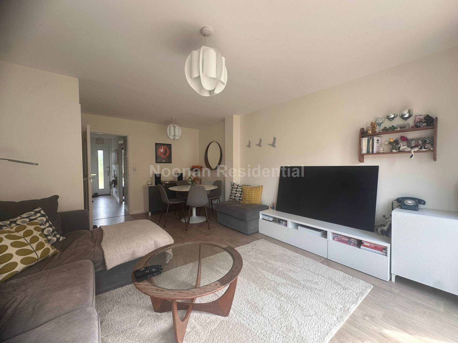 Additional Property Image 4 bedroom Town House to rent in St Neots 2
