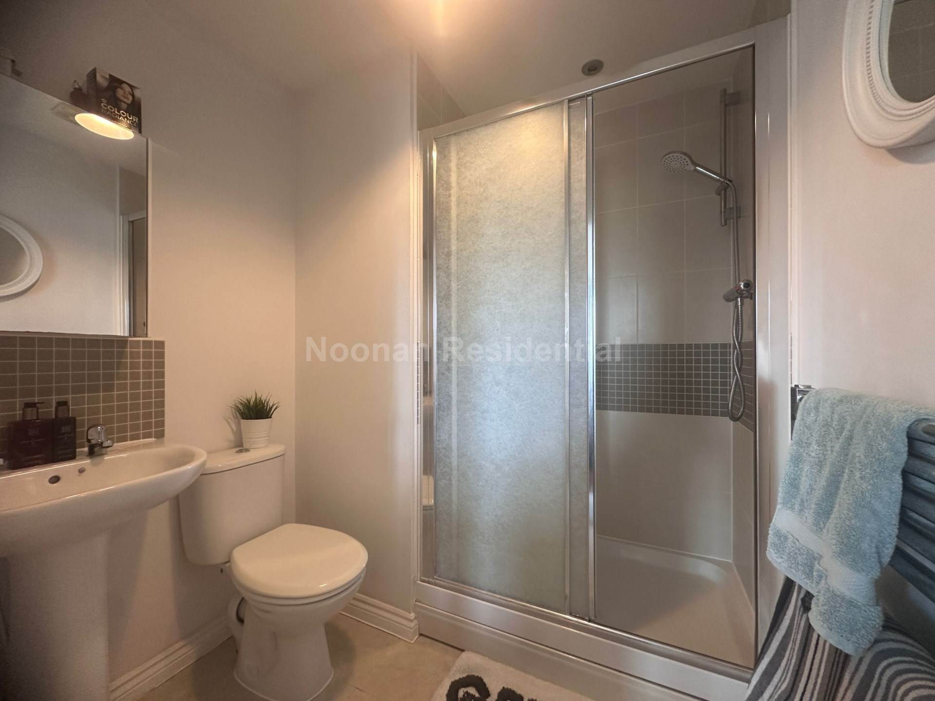 Additional Property Image 4 bedroom Town House to rent in St Neots 8