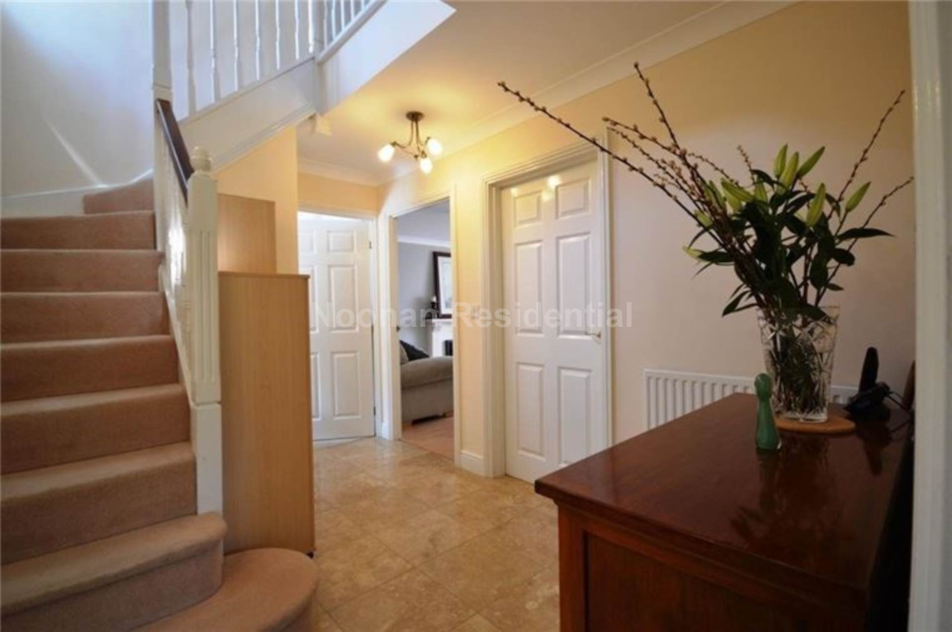 Additional Property Image 5 bedroom Detached to rent in Cambridge 2