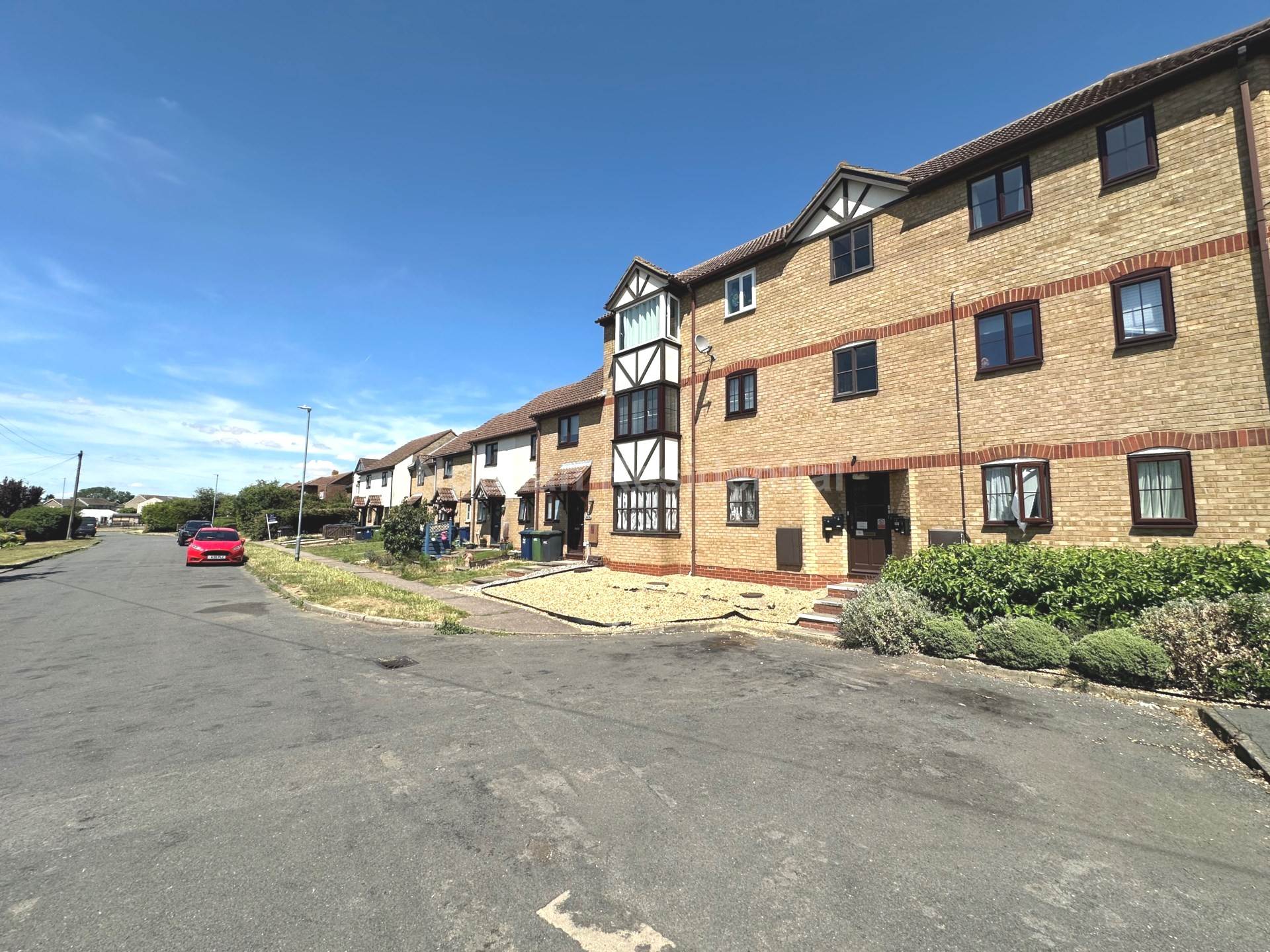 Additional Property Image 2 bedroom Flat for sale in St Neots 6