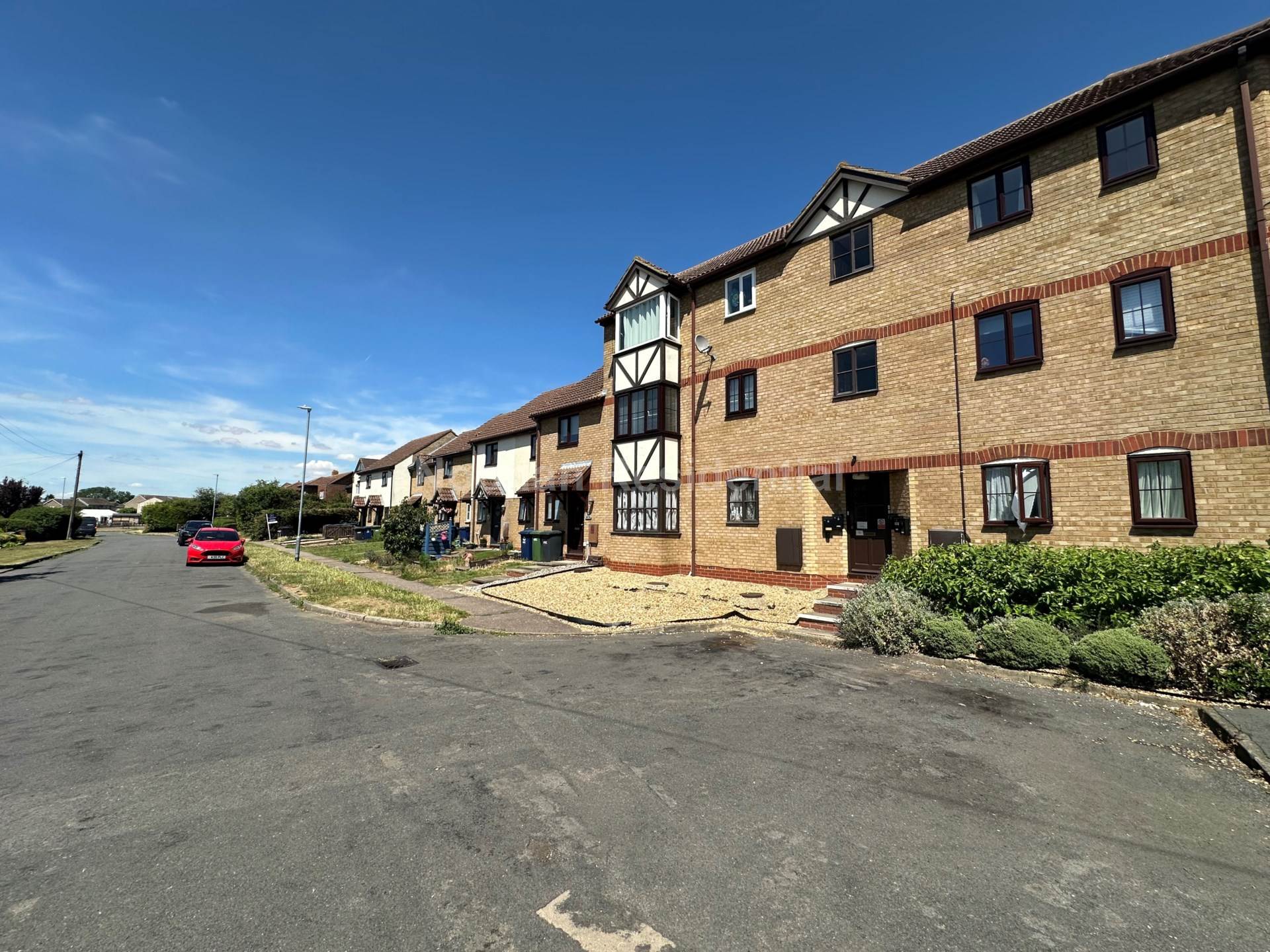 Additional Property Image 2 bedroom Flat for sale in St Neots 8