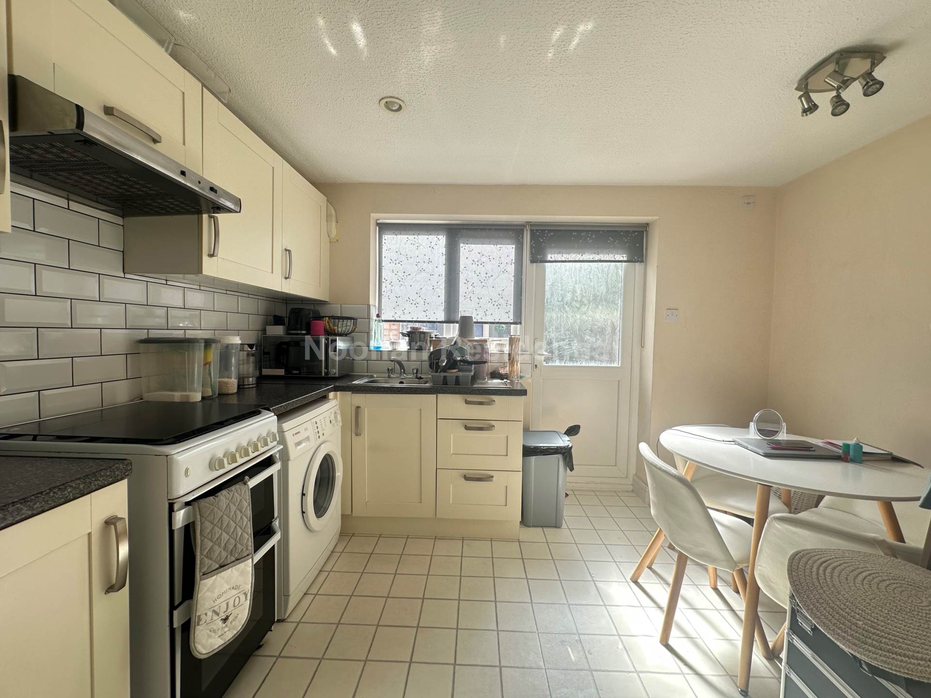 Additional Property Image 2 bedroom Semi Detached to rent in Bedford 4