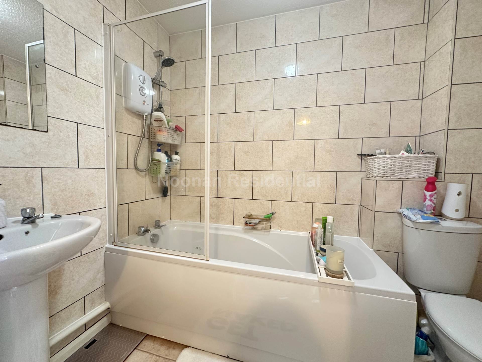 Additional Property Image 2 bedroom Semi Detached to rent in Bedford 7