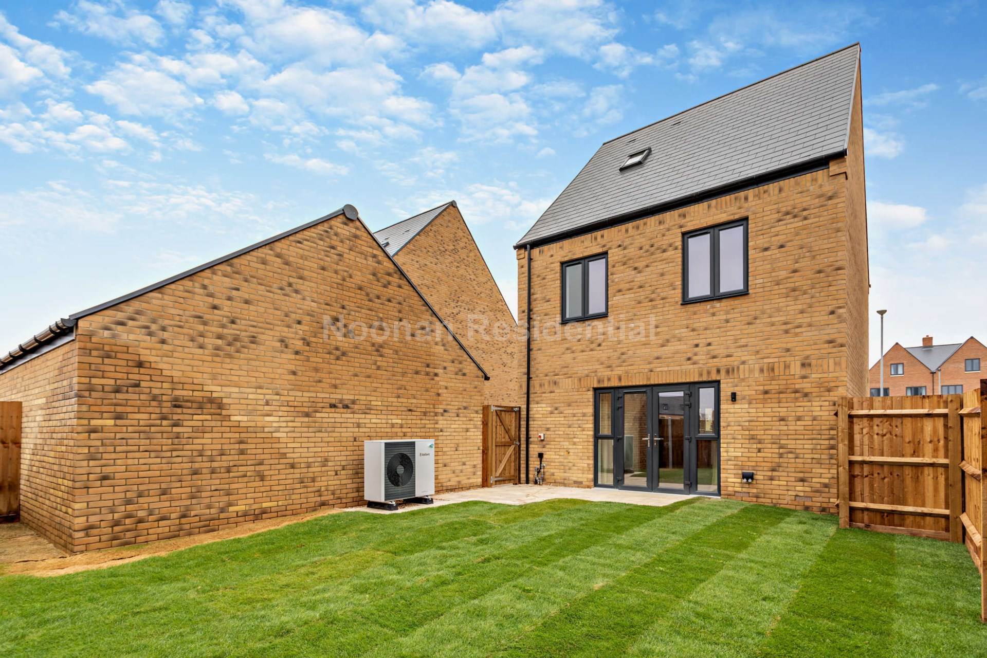 Additional Property Image 4 bedroom Detached to rent in St Neots 23