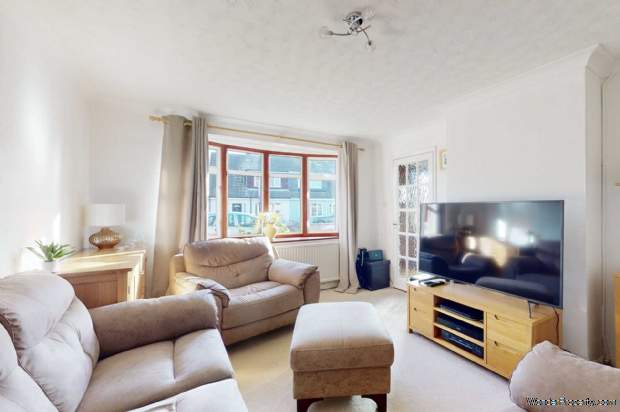 Additional Property Image 3 bedroom Semi Detached for sale in Colchester 3