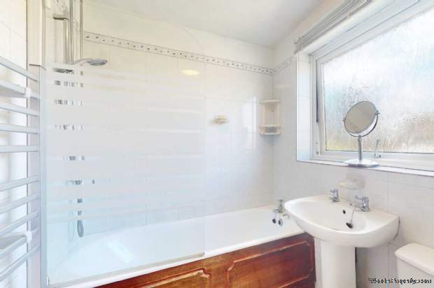 Additional Property Image 3 bedroom Detached for sale in Halstead 13