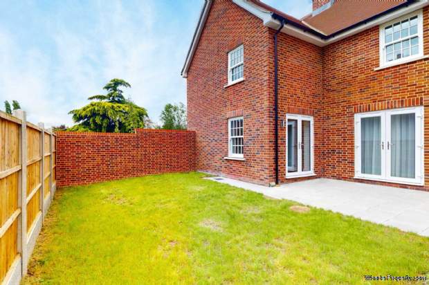Additional Property Image 4 bedroom Detached for sale in Colchester 17