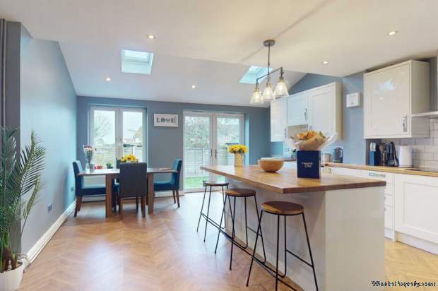4 bedroom Semi Detached for sale in Colchester