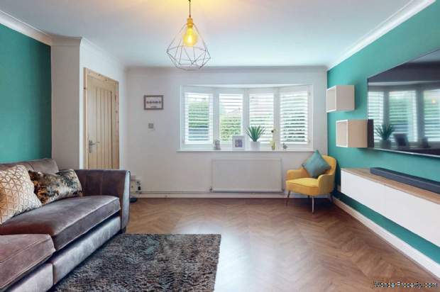 Additional Property Image 4 bedroom Semi Detached for sale in Colchester 3