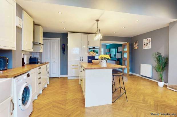 Additional Property Image 4 bedroom Semi Detached for sale in Colchester 6