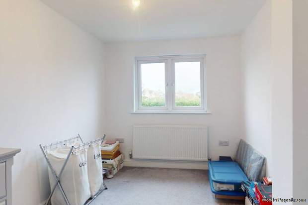 Additional Property Image 4 bedroom Semi Detached for sale in Colchester 16