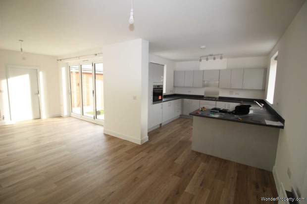 Additional Property Image 4 bedroom Detached to rent in Colchester 5