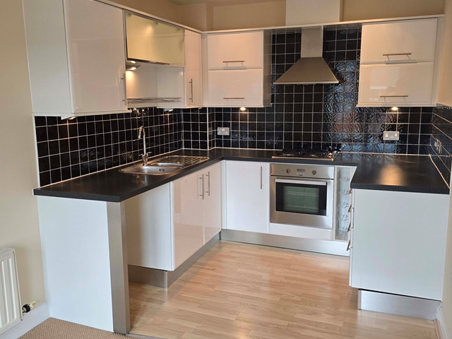 Additional Property Image 2 bedroom Apartment for sale in Rochdale 5