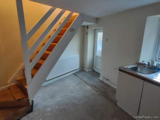Additional Property Image 2 bedroom End of Terrace for sale in Treharris 4
